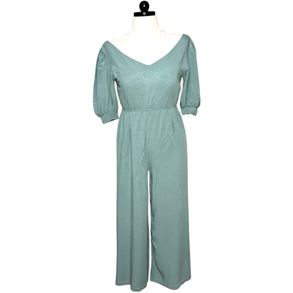 Sage Green Open Back Jumpsuit Sz Small - Picture 1 of 7
